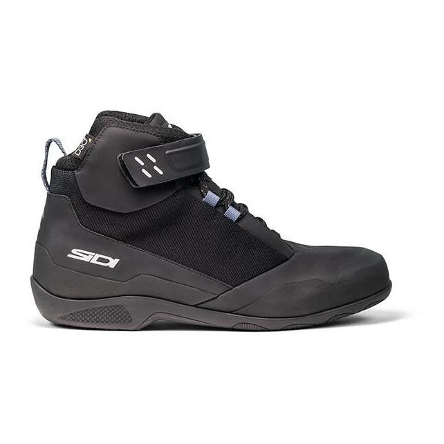 Short urban boots