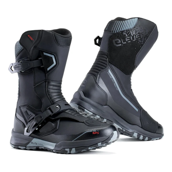 Touring boots